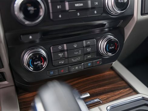 Used 2016 Ford F150 Lariat w/ Equipment Group 502A Luxury image 22