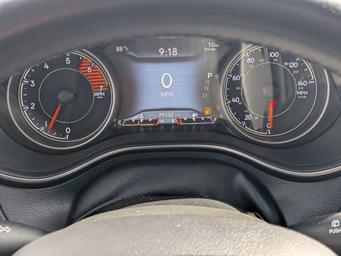 Used 2019 Jeep Cherokee Limited AWD/4WD image 29