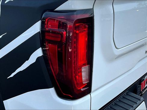 Used 2021 GMC Sierra 1500 AT4 AWD/4WD image 24