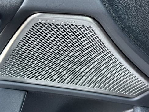 Certified 2025 Acura TLX w/ Technology Package image 22