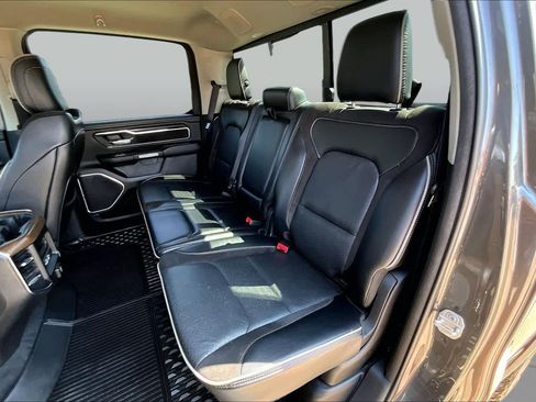 Used 2022 RAM 1500 Laramie AWD/4WD image 19