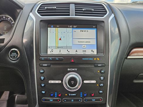 Used 2019 Ford Explorer Platinum AWD/4WD image 26