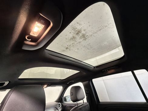 Used 2022 Mercedes-Benz GLB 250 4MATIC image 24