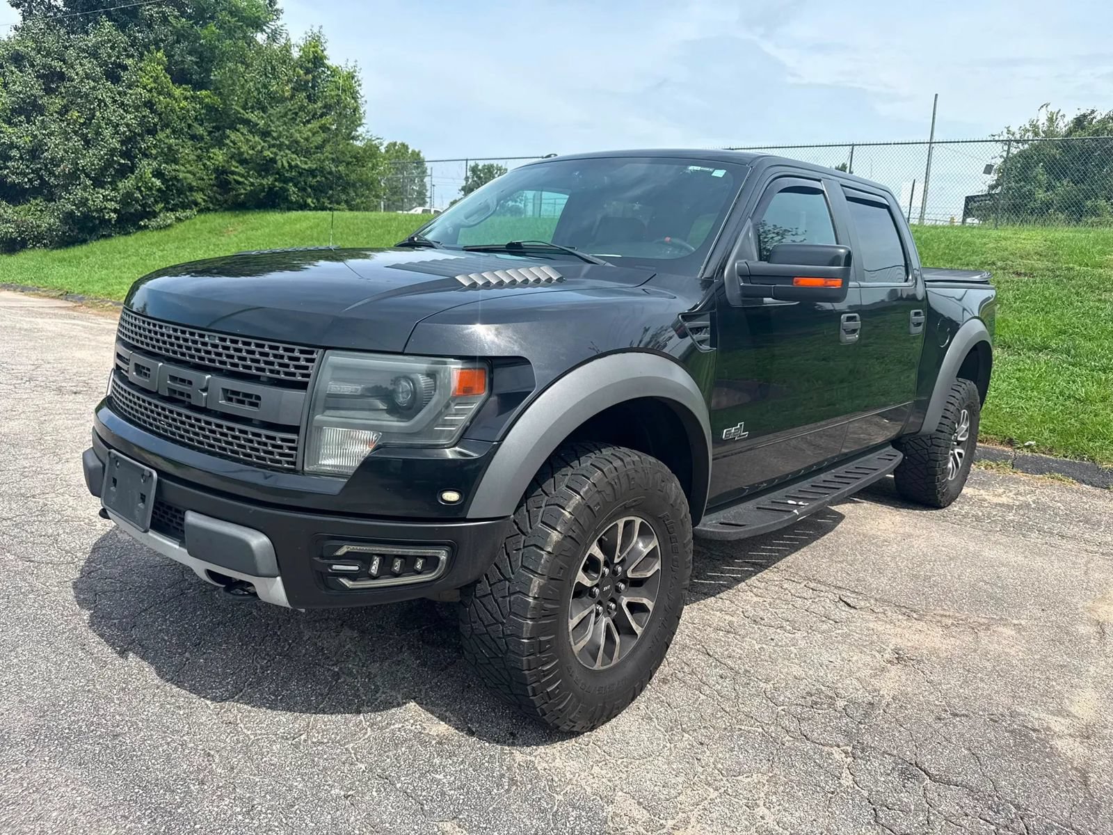 Used 2013 Ford F150 Raptor w/ Luxury Equipment Group AWD/4WD image 3