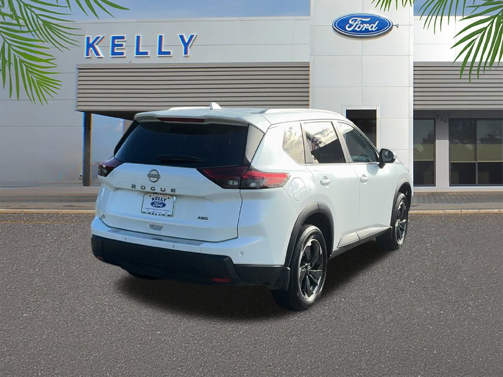 Used 2025 Nissan Rogue SV w/ SV Premium Package AWD/4WD image 5