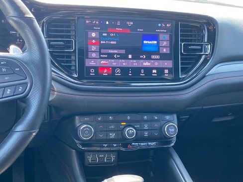 Used 2025 Dodge Durango R/T AWD/4WD image 11