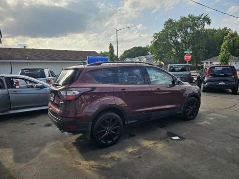 Used 2018 Ford Escape SEL w/ SEL Sport Appearance Package FWD image 11
