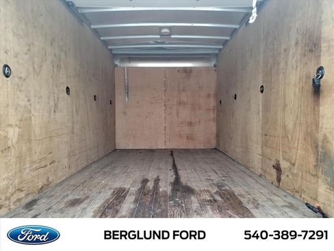Used 2019 Ford F550 2WD Regular Cab Super Duty image 14