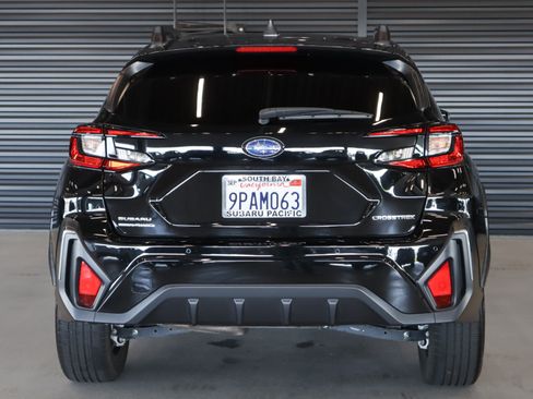 Used 2024 Subaru Crosstrek 2.5i Limited w/ Crosstrek Mirror Package AWD/4WD image 13