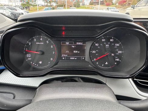 Used 2025 Chevrolet Trax LS w/ LS Convenience Package image 12