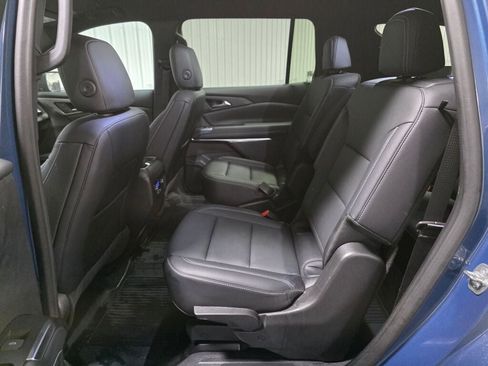 Used 2024 Chevrolet Traverse LT w/ Trailering Package AWD/4WD image 10
