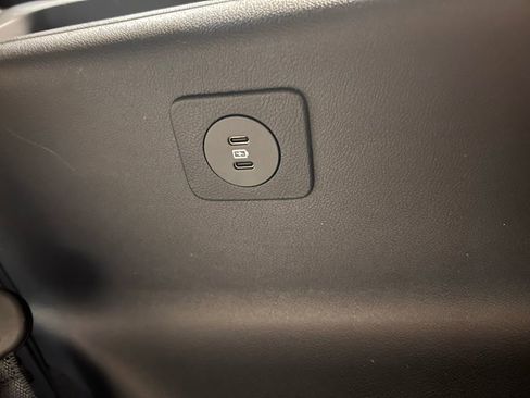 Used 2026 Lincoln Aviator Reserve AWD/4WD image 32