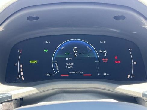 Used 2025 Toyota Camry SE FWD image 34