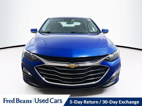 Used 2023 Chevrolet Malibu LT FWD image 2