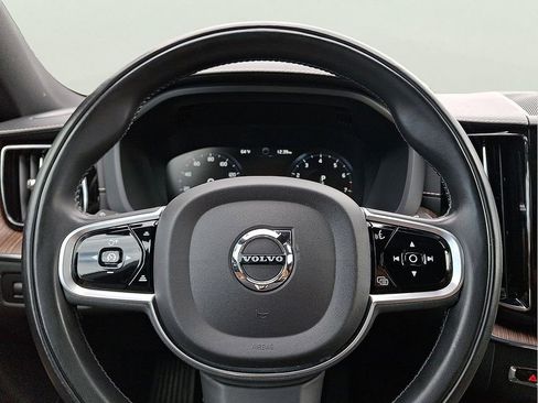 Used 2021 Volvo XC60 T5 Inscription AWD/4WD image 26