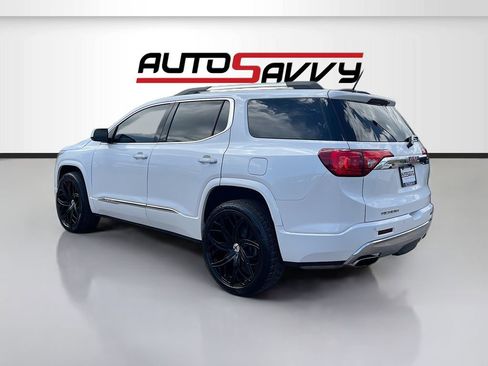 Used 2019 GMC Acadia Denali w/ Technology Package FWD image 5