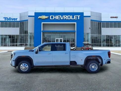 New 2026 GMC Sierra 3500 Denali Ultimate image 4