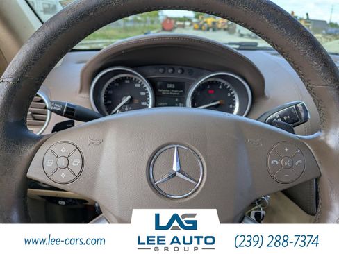 Used 2011 Mercedes-Benz GL 450 4MATIC image 22