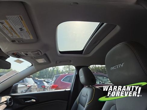 New 2026 Chevrolet Trax ACTIV w/ Sunroof Package FWD image 13