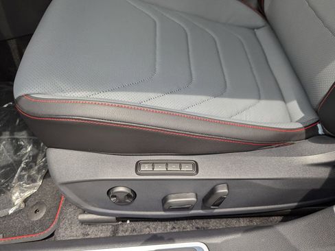 New 2026 Volkswagen Jetta GLI Autobahn FWD image 29