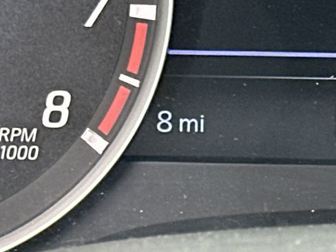 New 2025 Nissan Frontier SV w/ SV Convenience Package image 23