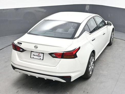 Used 2021 Nissan Altima 2.5 S FWD image 36