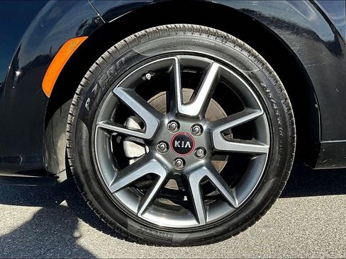 Used 2021 Kia Soul Turbo image 11