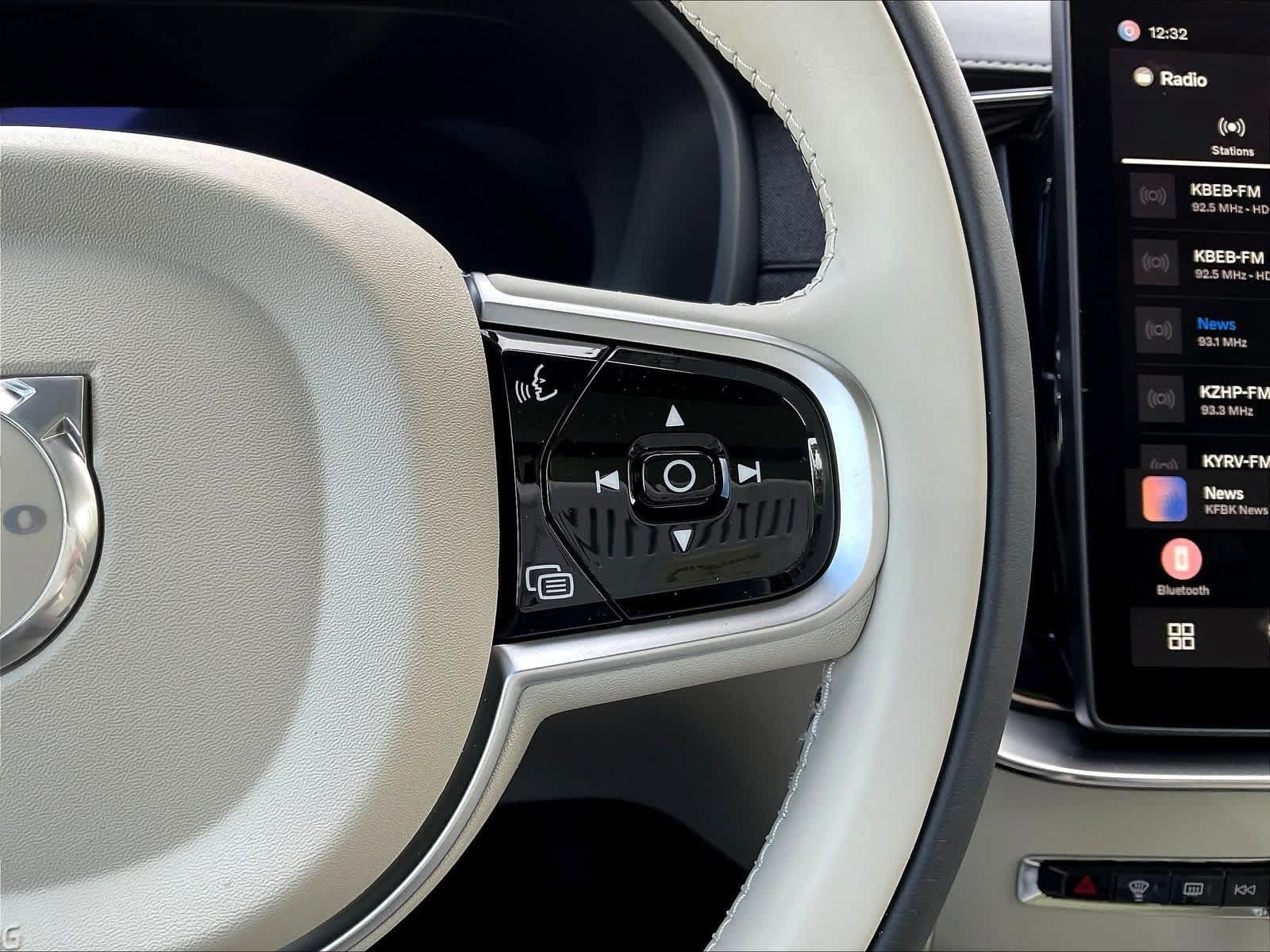 New 2026 Volvo XC90 B6 Ultra w/ Protection Package AWD/4WD image 18