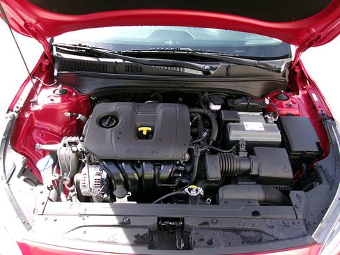 Used 2021 Kia Forte LXS FWD image 9
