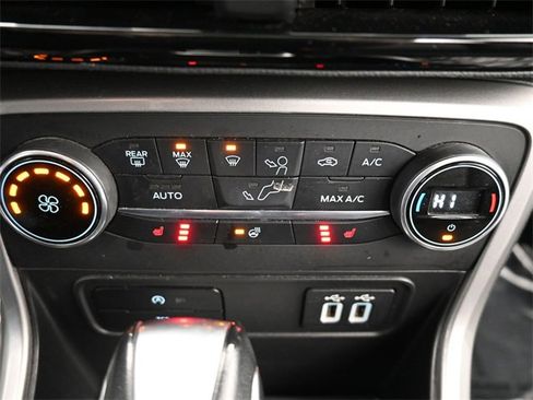 Used 2022 Ford EcoSport Titanium w/ Interior Protection Package image 15
