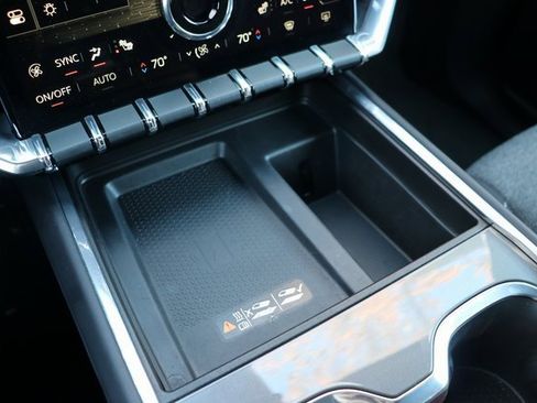 Used 2025 GMC Acadia Elevation image 26