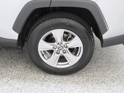 Used 2025 Toyota RAV4 XLE FWD image 10