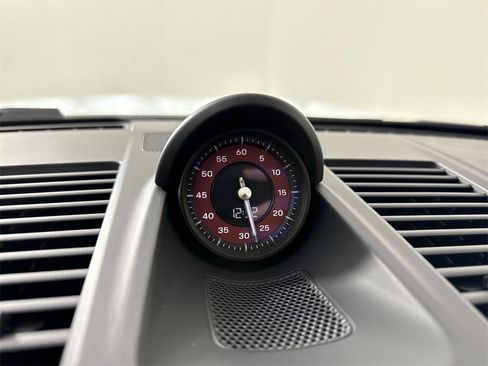 Certified 2024 Porsche 911 Carrera GTS image 29