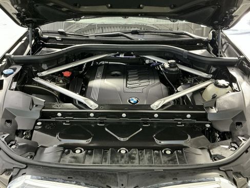 Used 2023 BMW X5 xDrive40i AWD/4WD image 28