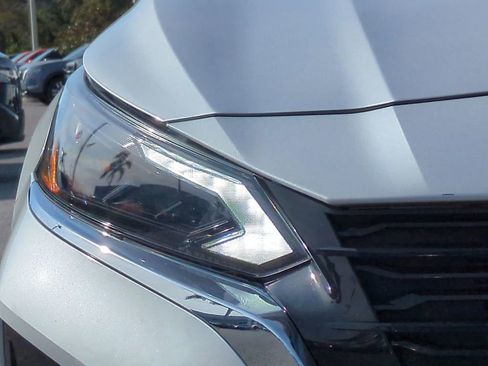 Used 2023 Nissan Altima 2.5 S image 10