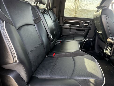 Used 2025 RAM 2500 Laramie image 12