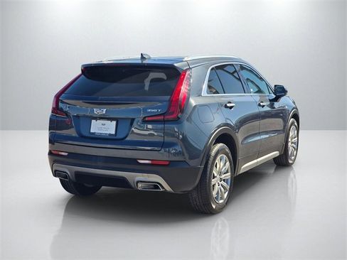 Used 2020 Cadillac XT4 Premium Luxury image 5