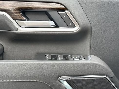 New 2026 GMC Sierra 2500 SLE w/ SLE Value Package; image 15