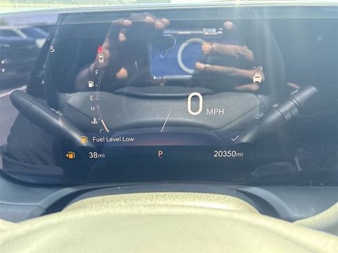 Certified 2025 Buick Encore GX Sport Touring w/ Comfort Package FWD image 11