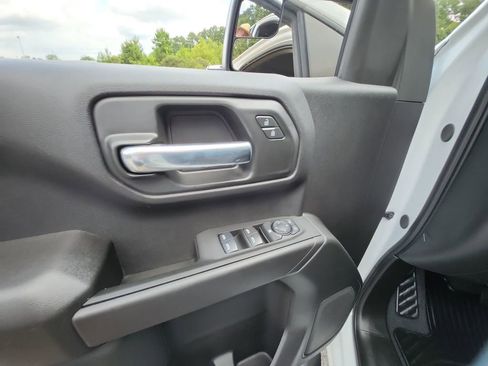 Certified 2025 Chevrolet Silverado 1500 Custom w/ Turbomax Blackout Package image 27