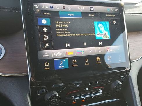 New 2025 Jeep Grand Cherokee L Summit image 9