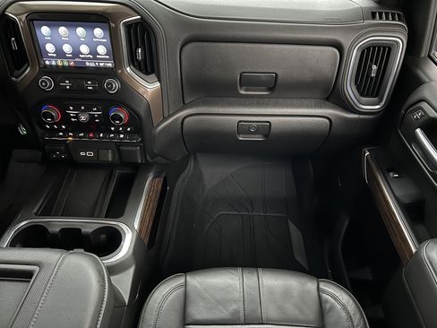 Used 2022 Chevrolet Silverado 1500 High Country w/ LPO, Dark Essentials Package image 35