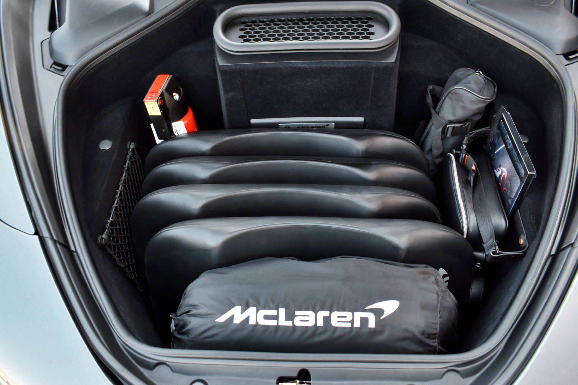 Used 2024 McLaren 750S Spider RWD image 28