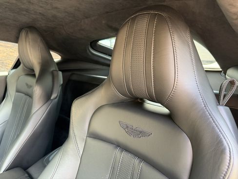 Used 2020 Aston Martin V8 Vantage Coupe RWD image 5