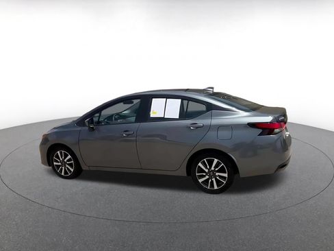 Used 2025 Nissan Versa SV FWD image 10