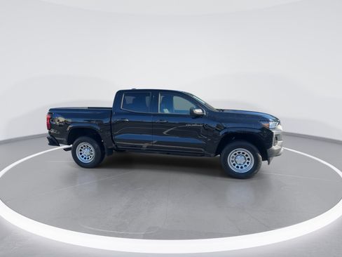 Used 2024 Chevrolet Colorado W/T image 10