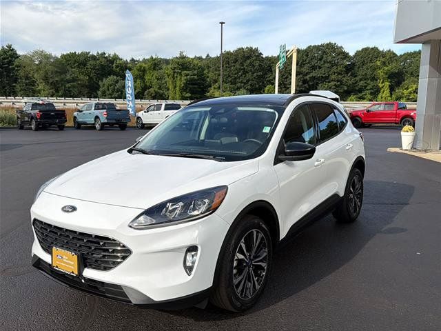 Certified 2022 Ford Escape SEL w/ SEL Stealth AWD Package image 3