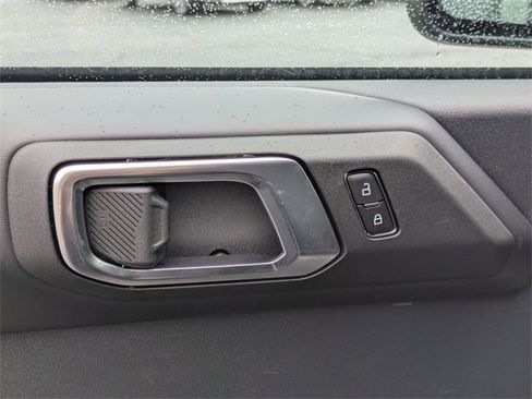 New 2025 Ford Bronco Outer Banks image 13