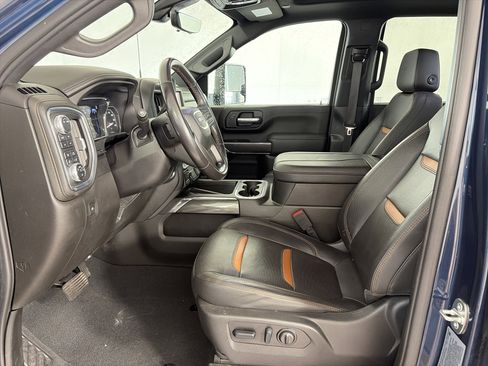 Used 2023 GMC Sierra 2500 AT4 w/ AT4 Premium Plus Package AWD/4WD image 5