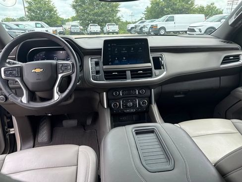 Used 2023 Chevrolet Tahoe LT w/ Luxury Package AWD/4WD image 11